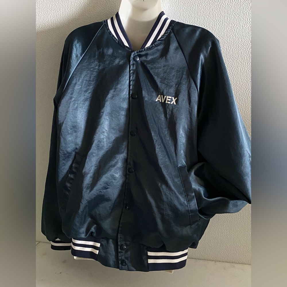 Hartwell size M men’s VTG blue  windbreaker jacket AVEX made in USA